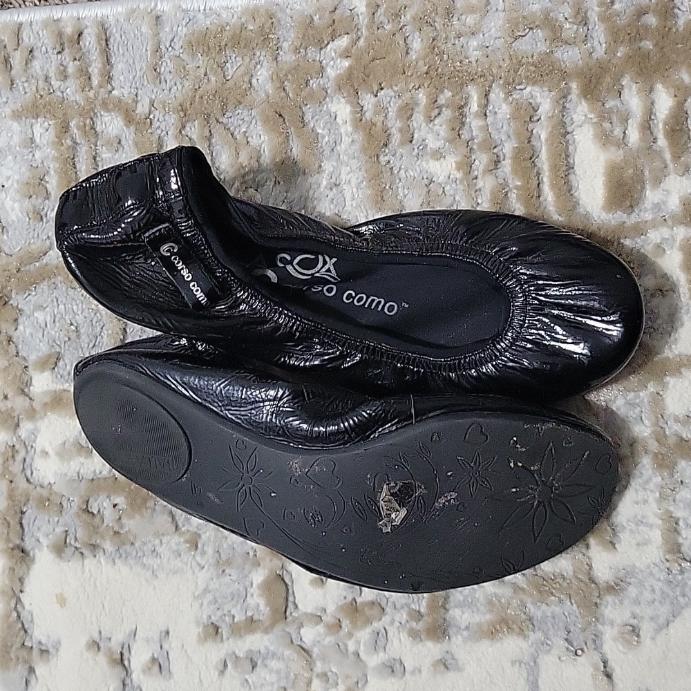 Shoes - Picture 2 of 3